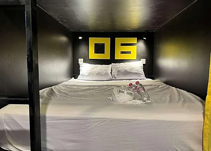 Hotel The Hive