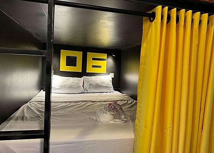 Hotel The Hive
